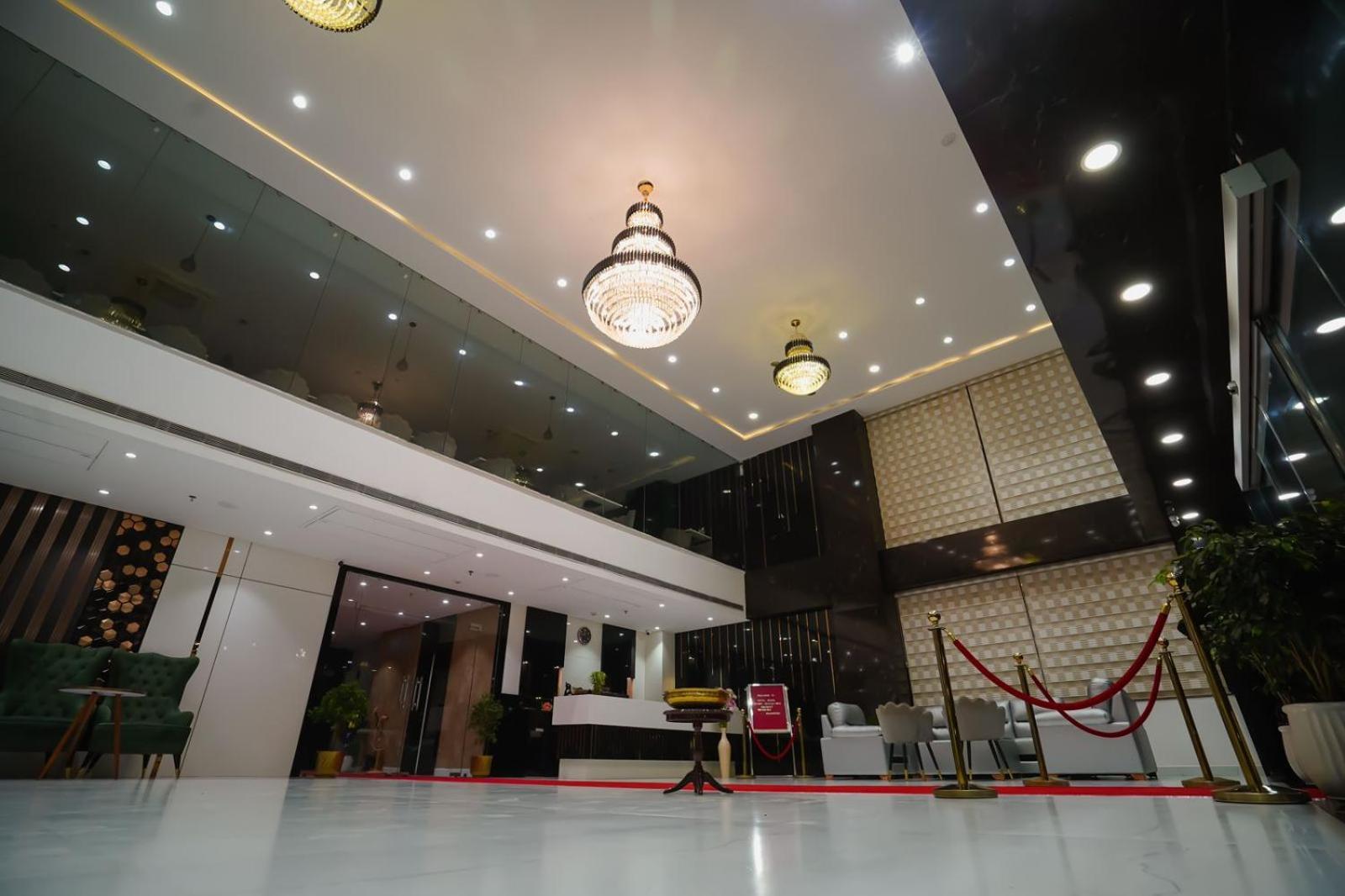 Royal Bliss Hotel Patna  Exterior photo